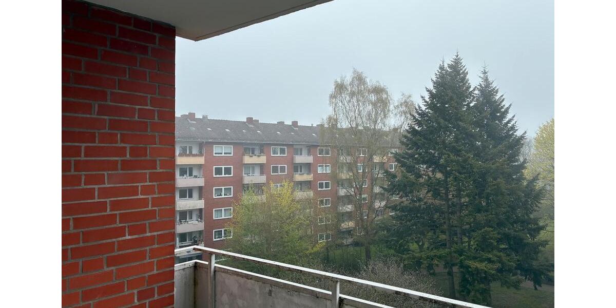 Etagenwohnung Kiel Neumühlen-Dietrichsdorf - 2.5 Zimmer, 74 m&sup2;, 665&euro; | Angebot:26236804