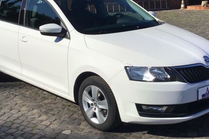 Skoda Rapid 105.000 km 8.600 &euro; Neumünster 24539