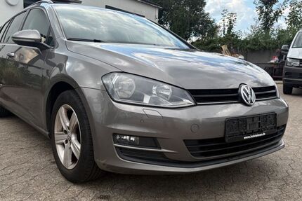 VW Golf 242.787 km 4.990 € Neumünster 24539