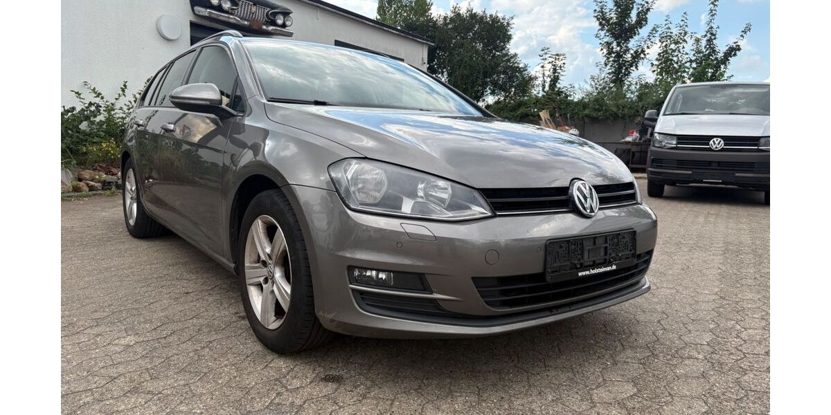 VW Golf 242.787 km 4.990 € Neumünster 24539