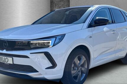 Opel Grandland (X) 10.189 km 24.980 &euro; Neumünster 24536