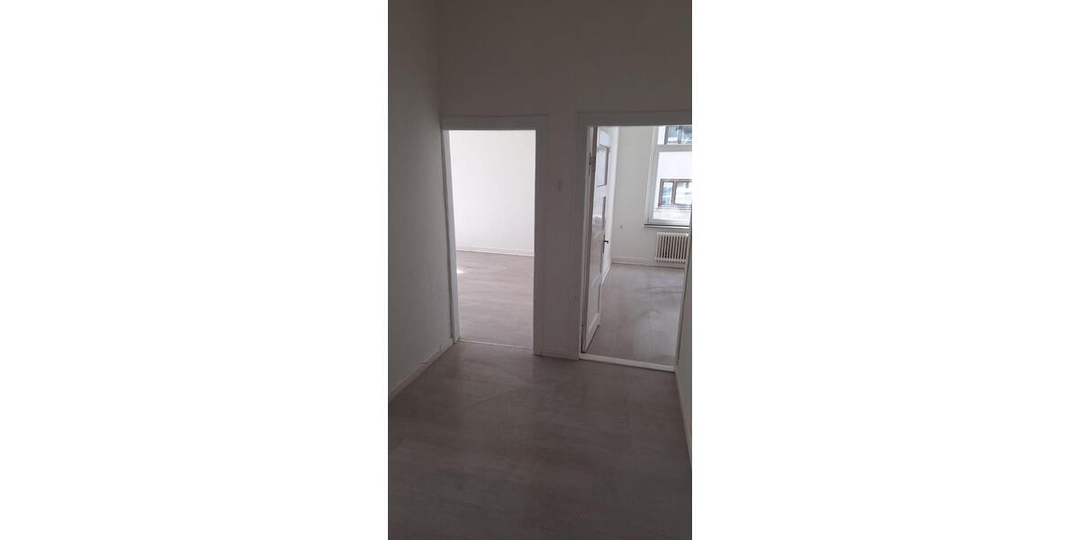 Etagenwohnung Neumünster - 4 Zimmer, 102 m&sup2;, 1.020&euro; | Angebot:26546962