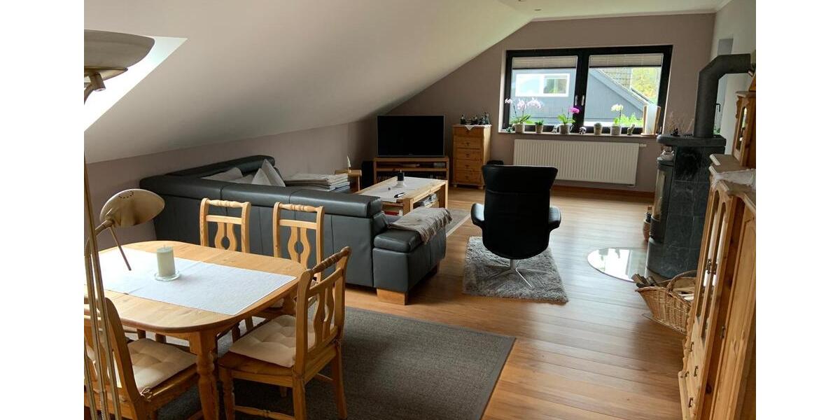 Dachgeschoßwohnung Kiel Elmschenhagen - 3 Zimmer, 115 m&sup2;, 1.500&euro; | Angebot:24951588
