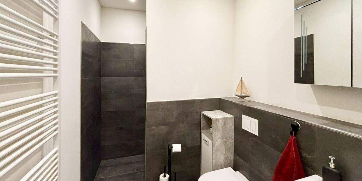 Moderne und sonnige Dachgeschosswohnung im Ostseebad Heikendorf 2 zimmer