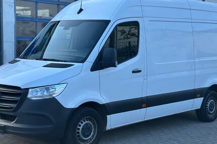 Mercedes-Benz Sprinter 176.000 km 19.400 &euro; Kiel 24145