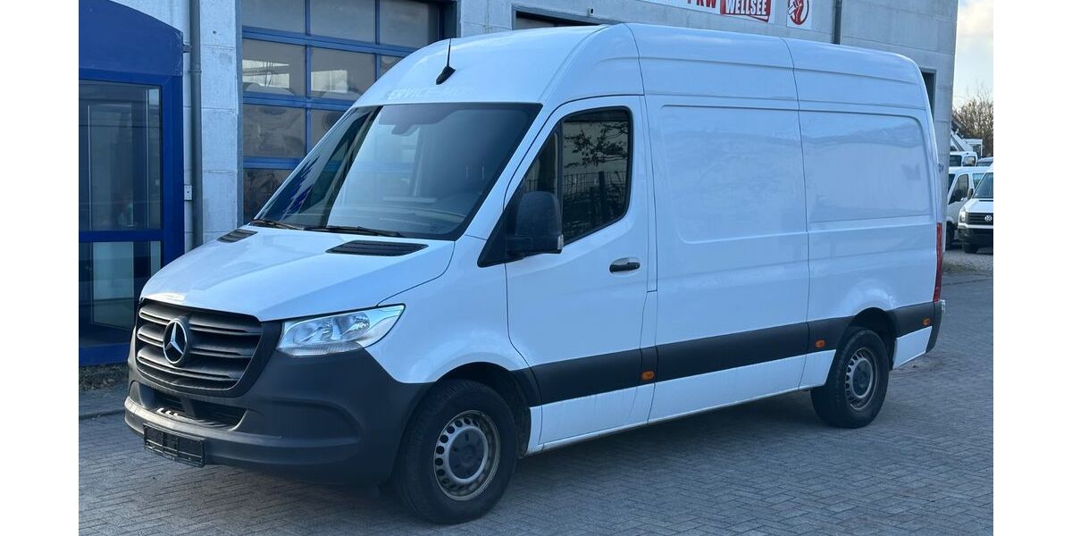 Mercedes-Benz Sprinter 176.000 km 19.900 &euro; Kiel 24145