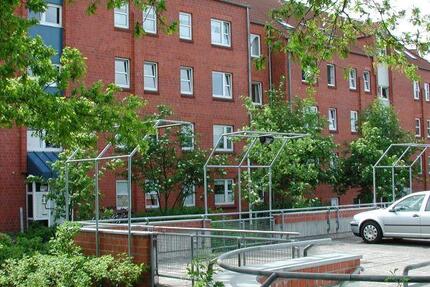 Wohnung Kiel Wik - 2 Zimmer, 60 m&sup2;, 353&euro; | Angebot:24795408